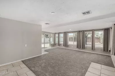 10216 N 110th Avenue, Sun City, AZ 85351 - Photo 13