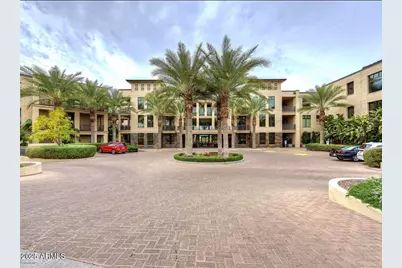 8 Biltmore Estate #112, Phoenix, AZ 85016 - Photo 1