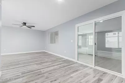 10022 W Mountain View Road, Sun City, AZ 85351 - Photo 7