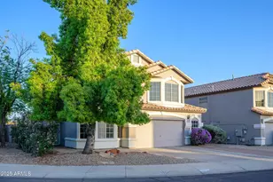 1723 E Pontiac Dr, Phoenix, AZ 85024 - Photo 45