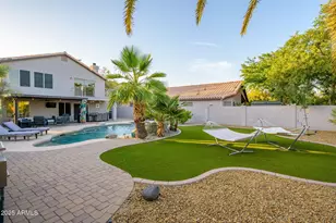 1723 E Pontiac Dr, Phoenix, AZ 85024 - Photo 3