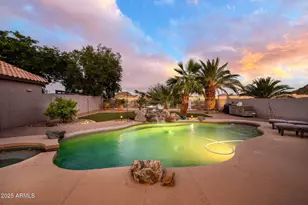 1723 E Pontiac Dr, Phoenix, AZ 85024 - Photo 37