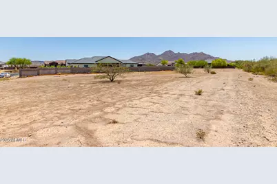 35470 N Grapefruit Drive #32, Queen Creek, AZ 85144 - Photo 13