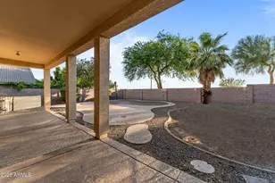 25830 N 40th Pl, Phoenix, AZ 85050 - Photo 33