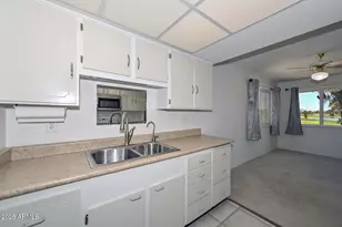 19252 N Star Ridge Dr W, Sun City West, AZ 85375 - Photo 7