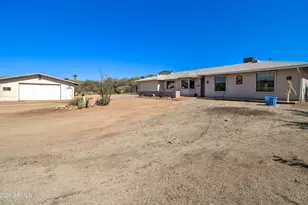 5808 S Miami Gardens Dr, Miami, AZ 85539 - Photo 3