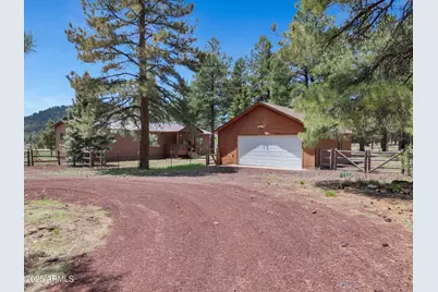 12778 E Larkspur Lane, Parks, AZ 86018 - Photo 3