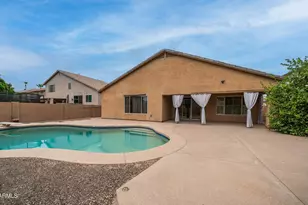 757 W Carob Way, Chandler, AZ 85248 - Photo 11