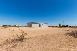 38402 W Latham St, Tonopah, AZ 85354 - Photo 29