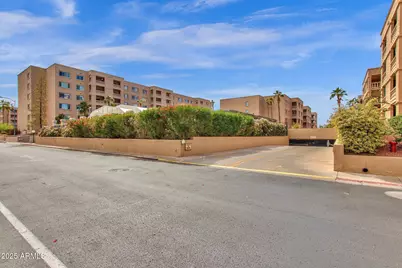 7920 E Camelback Road #104, Scottsdale, AZ 85251 - Photo 27