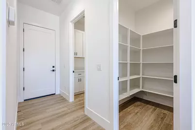 3283 W Mesquite Street, Phoenix, AZ 85086 - Photo 13