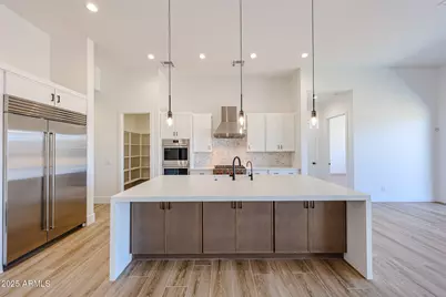 3283 W Mesquite Street, Phoenix, AZ 85086 - Photo 5