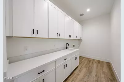 3283 W Mesquite Street, Phoenix, AZ 85086 - Photo 9