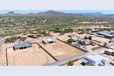 3283 W Mesquite Street, Phoenix, AZ 85086 - Photo 75