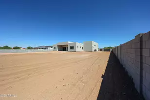 3283 W Mesquite St, Phoenix, AZ 85086 - Photo 51