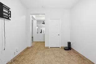 1927 W Mine Trail, Phoenix, AZ 85085 - Photo 19