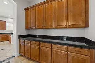 3215 E Constance Wy, Phoenix, AZ 85042 - Photo 15