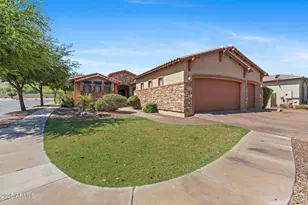 3215 E Constance Wy, Phoenix, AZ 85042 - Photo 1