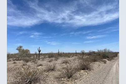 401st Ave W Mountain View Road #13, Tonopah, AZ 85354 - Photo 11