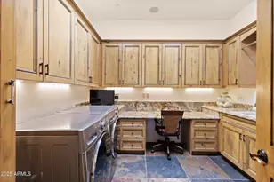 7640 E Poinsettia Dr, Scottsdale, AZ 85260 - Photo 23