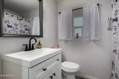 8595 N 71st Avenue #18, Glendale, AZ 85301 - Photo 17