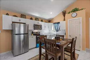 421 W Moffatt St, Superior, AZ 85173 - Photo 5