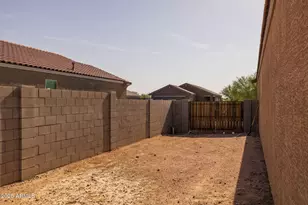 36987 N Sidewinder Dr, San Tan Valley, AZ 85140 - Photo 25
