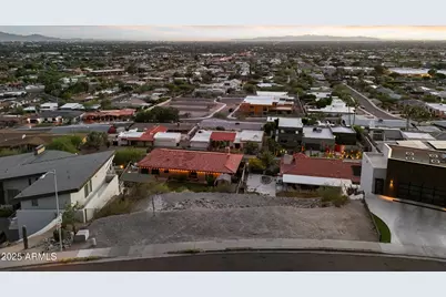 7040 N 23rd Place #104, Phoenix, AZ 85020 - Photo 3