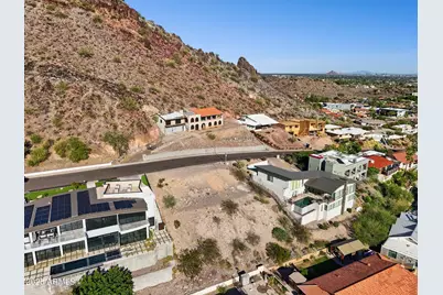 7040 N 23rd Place #104, Phoenix, AZ 85020 - Photo 25