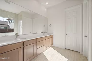 24726 N 169th Ave, Surprise, AZ 85387 - Photo 25