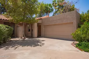 6422 N 77th Way, Scottsdale, AZ 85250 - Photo 1