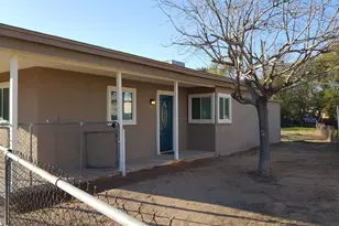 725 E Hidalgo Ave, Phoenix, AZ 85040 - Photo 1