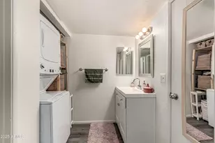 461 W Holmes Ave, Mesa, AZ 85210 - Photo 9