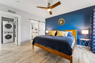 3242 E Camelback Rd, Phoenix, AZ 85018 - Photo 15