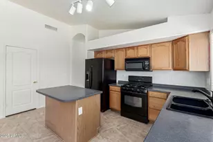 16783 W Taylor St, Goodyear, AZ 85338 - Photo 13