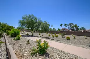 16287 W Willow Creek Ln, Surprise, AZ 85374 - Photo 29