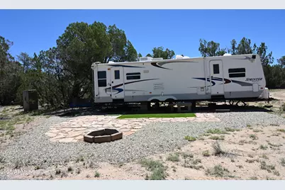 35800 W Silent Shadows, Seligman, AZ 86337 - Photo 1