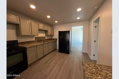 2045 E Orange Street, Tempe, AZ 85281 - Photo 3