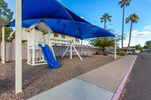 8221 E Garfield St, Scottsdale, AZ 85257 - Photo 27