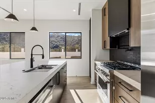 9027 S 19th St, Phoenix, AZ 85042 - Photo 7