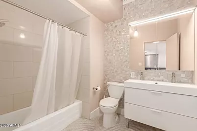 4750 N Central Avenue #N7, Phoenix, AZ 85012 - Photo 7