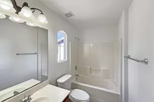 1415 E Chipman Rd, Phoenix, AZ 85040 - Photo 17