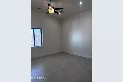 15230 S Country Club Way, Arizona City, AZ 85123 - Photo 17