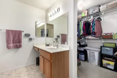 2269 W Silver Creek Lane, San Tan Valley, AZ 85144 - Photo 13