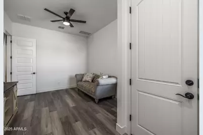 10709 E Thornton Avenue, Mesa, AZ 85212 - Photo 23