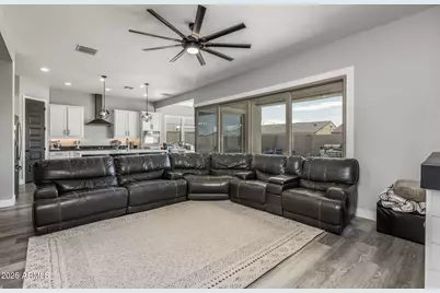 10709 E Thornton Avenue, Mesa, AZ 85212 - Photo 7