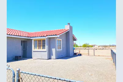 69762 Old Bell Road, Salome, AZ 85348 - Photo 13