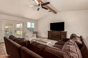 1676 W Sequoia Dr, Phoenix, AZ 85027 - Photo 13