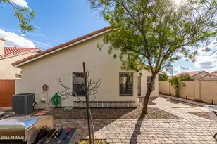 13864 W Ironwood St, Surprise, AZ 85374 - Photo 31