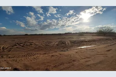 3420 W Atlantic Drive #8, Eloy, AZ 85131 - Photo 1